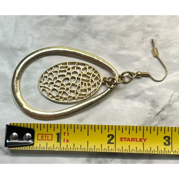 Vintage Teardrop Earrings Gold Tone Filagree Floating Retro Dangle - Picture 3 of 6